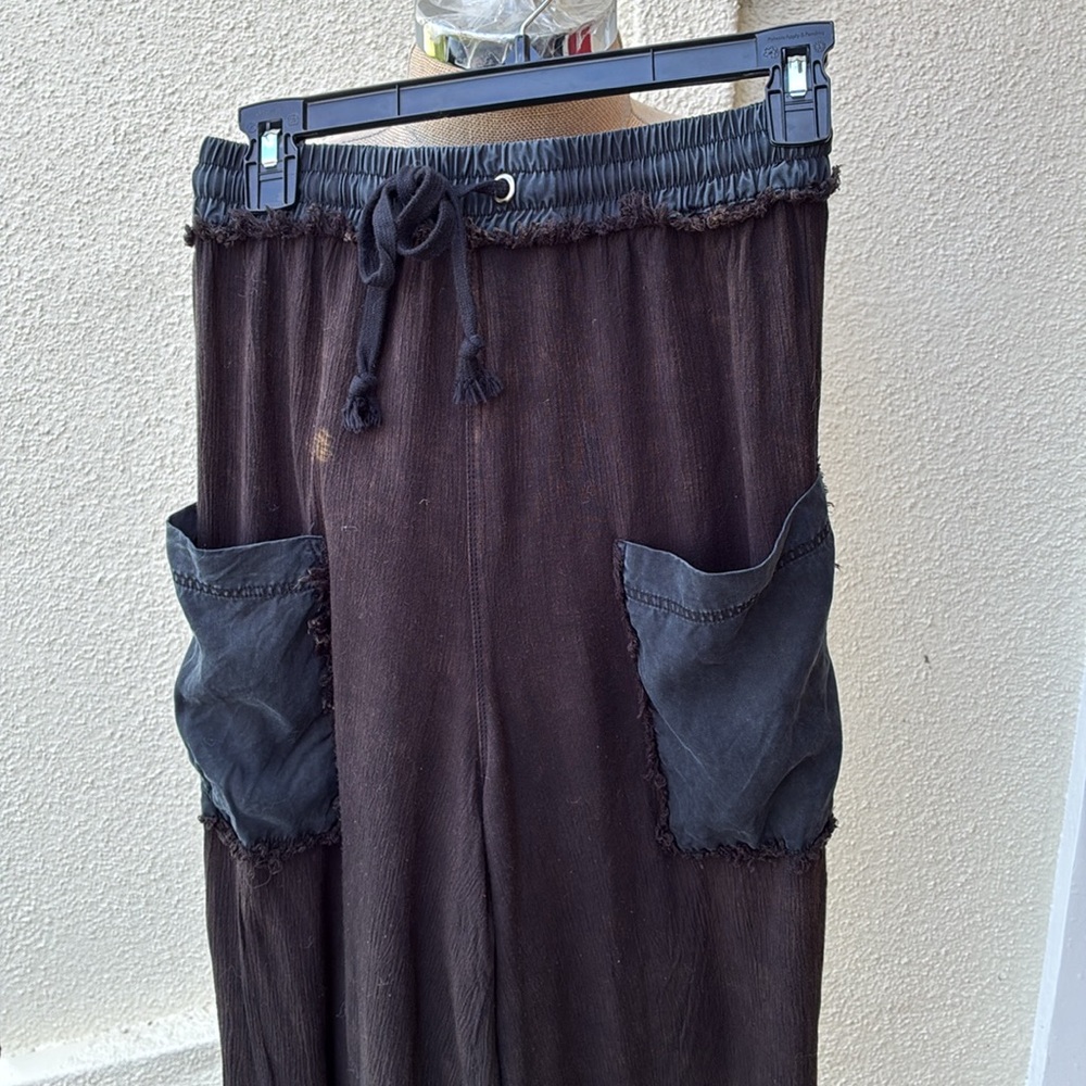 Free People Movement great gauzy like wide leg palazzo pants w/ big pockets - Picture 4 of 16